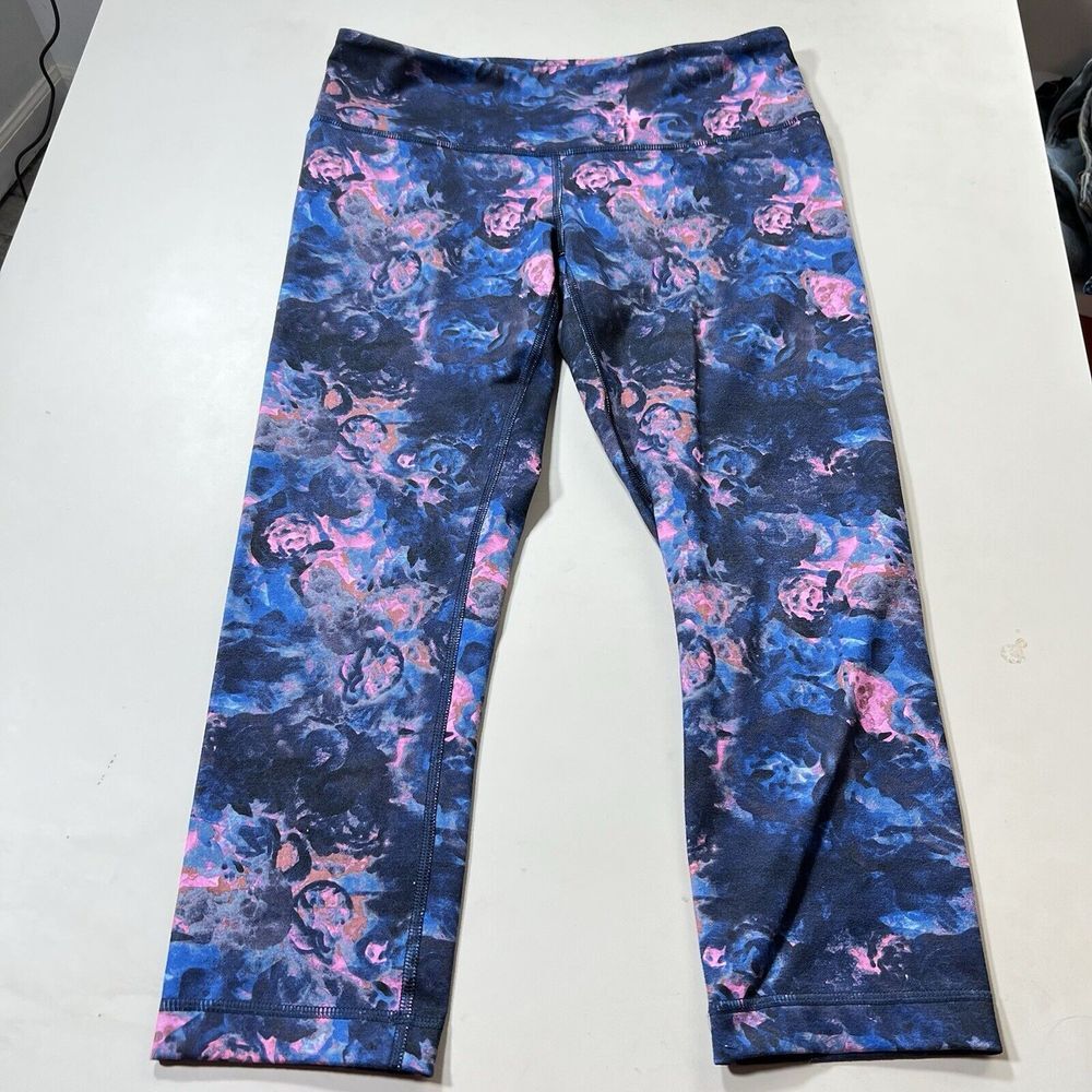 Lululemon Wunder Under Crop Leggings Size 8 Blue Pink Floral Watercolor‎ Yoga